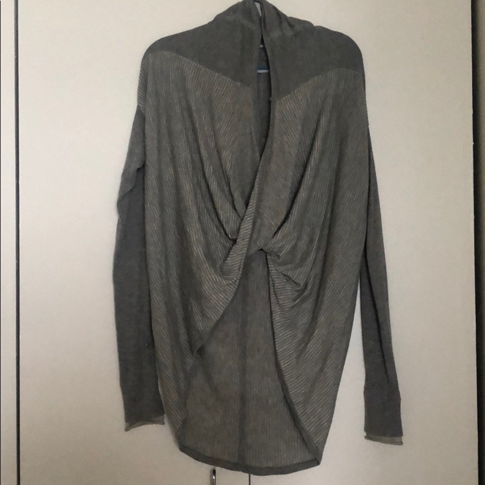 Lululemon Sweater that can be worn 4 ways!